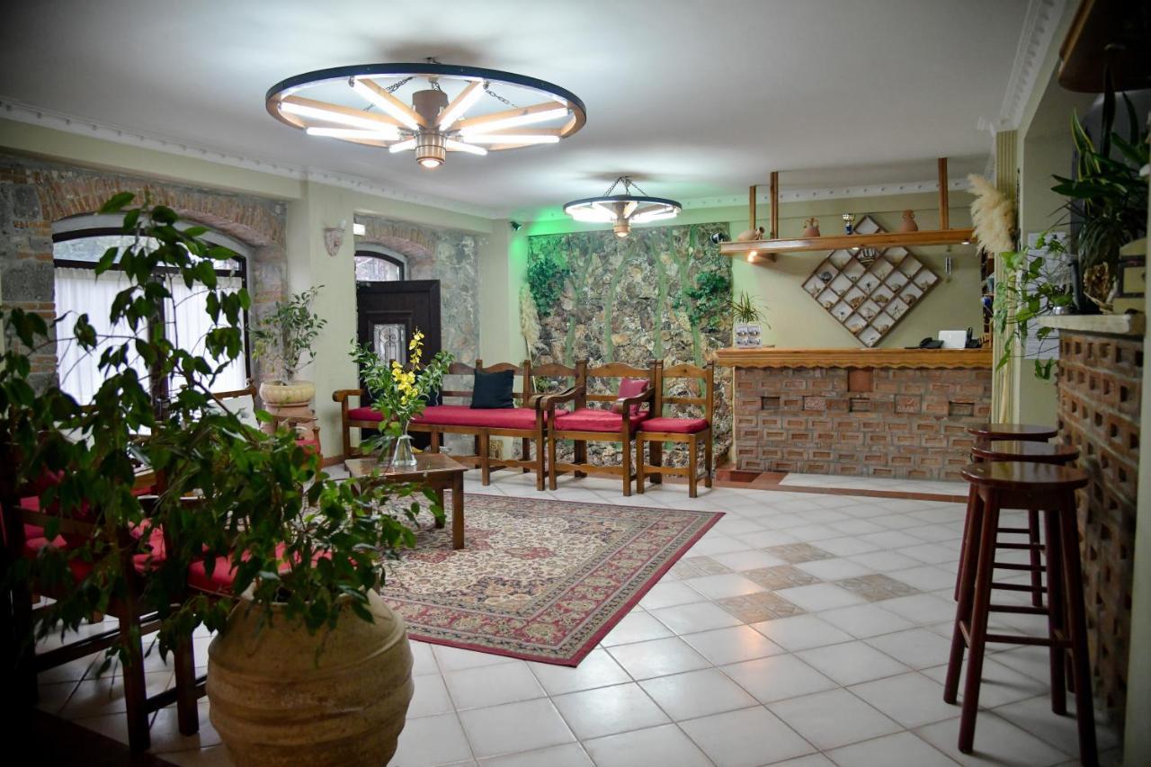 Blue Star 2 Hotel Pírji Thérmisz Kültér fotó