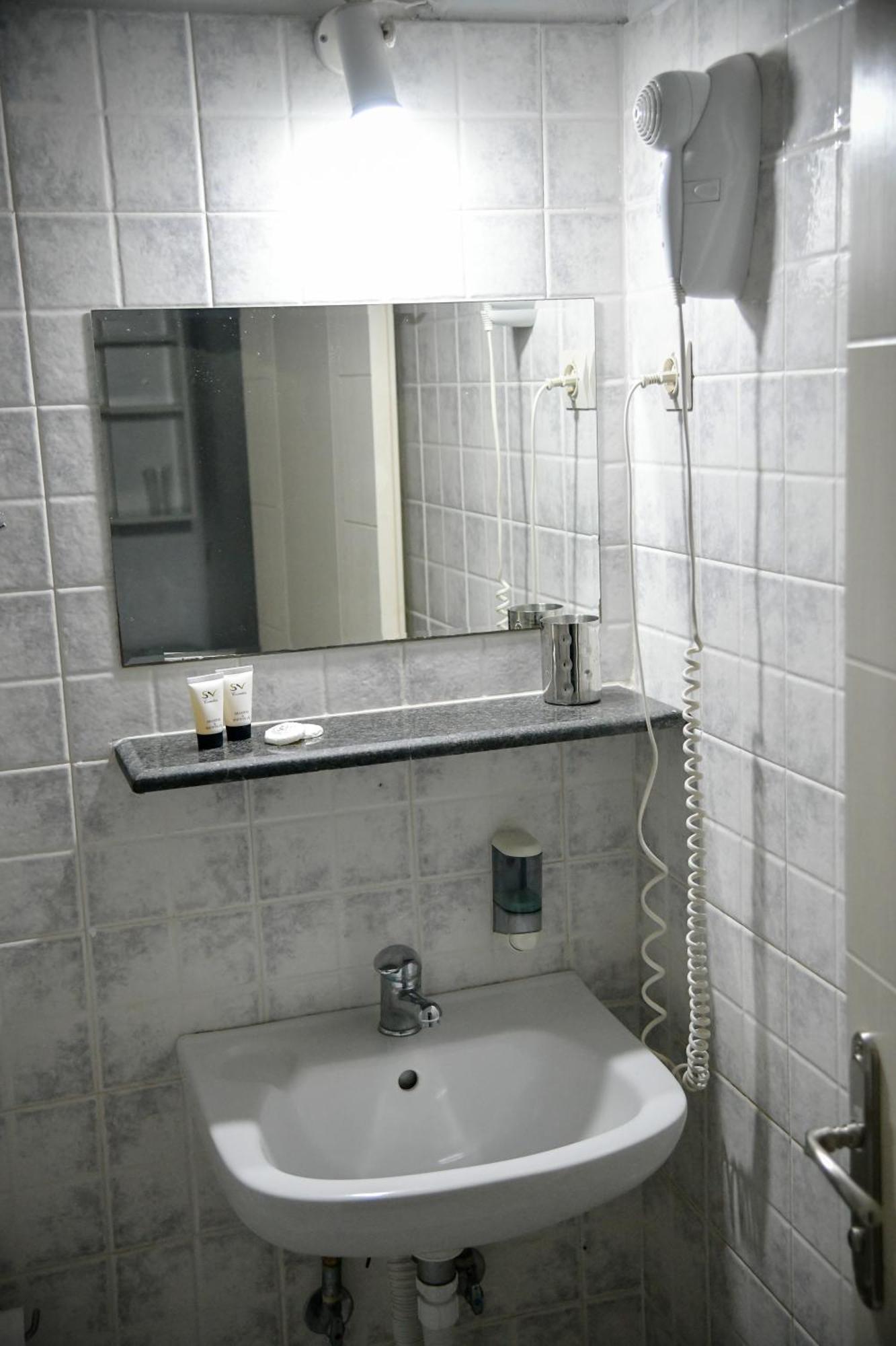 Blue Star 2 Hotel Pírji Thérmisz Kültér fotó